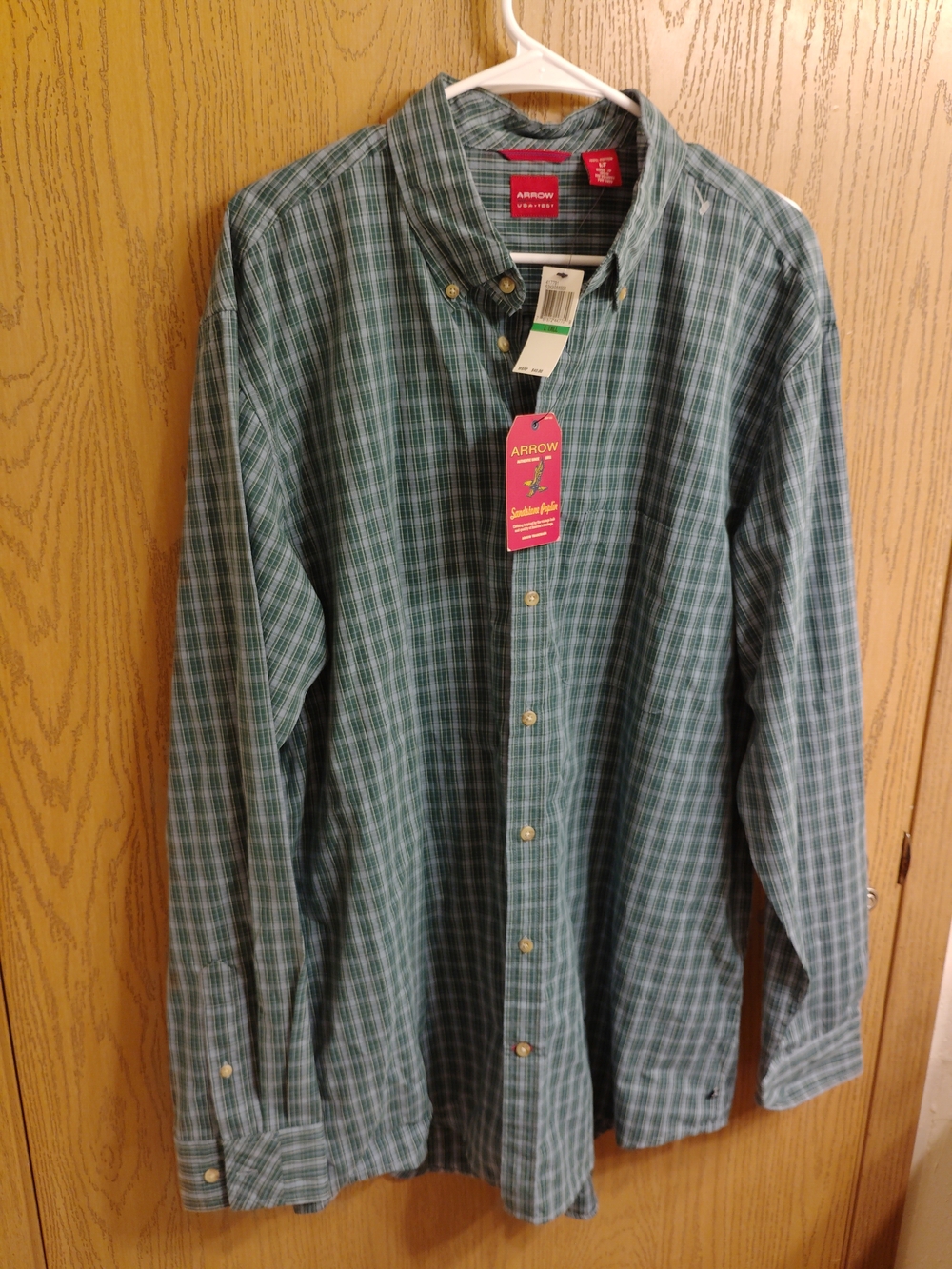 Arrow Men's Teal and Navy Plaid Button-Down Shirt